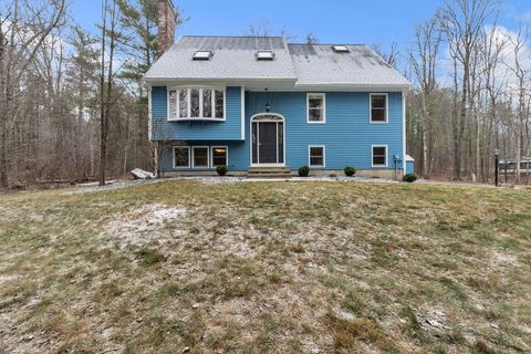 9 Michael Ln Sterling MA 01564