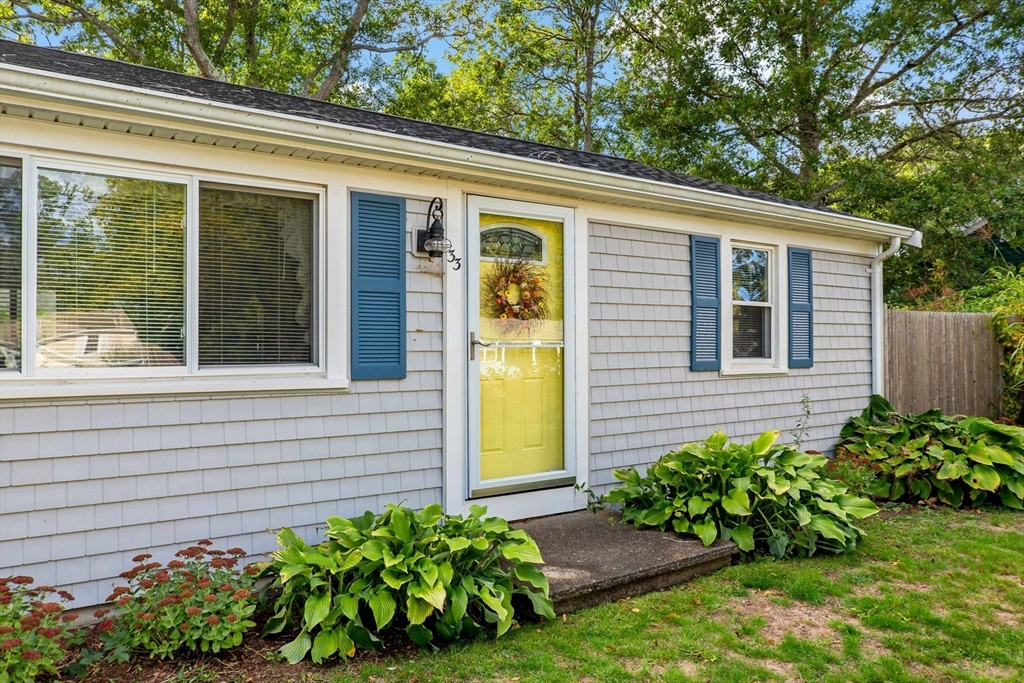 33 Sparrow Way