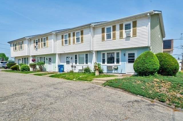 2 Andover Terrace 2