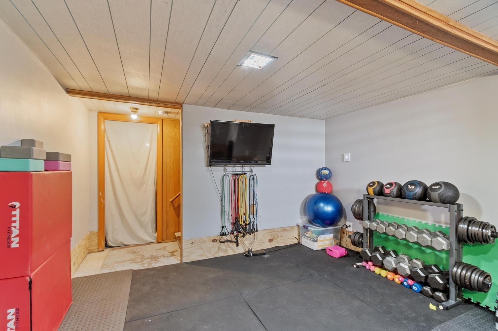 430 Williams Rd, Fitchburg, MA Photo #26