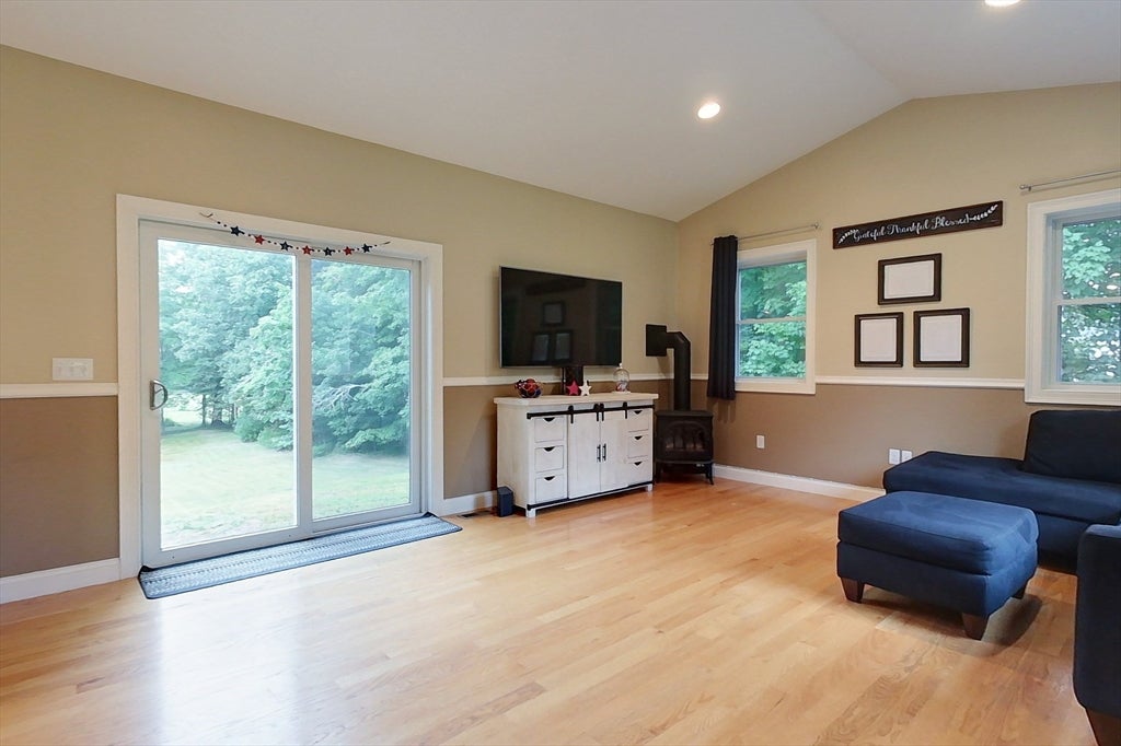 391 Main St, Townsend, MA, 391 Main St, Townsend, MA Photo #14