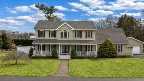 Photo of 6 Angel Ct, Westport, MA 02790 (MLS # 73527301)