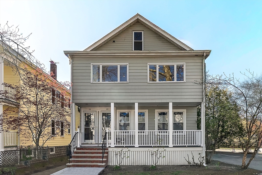 38 Lafayette St 38