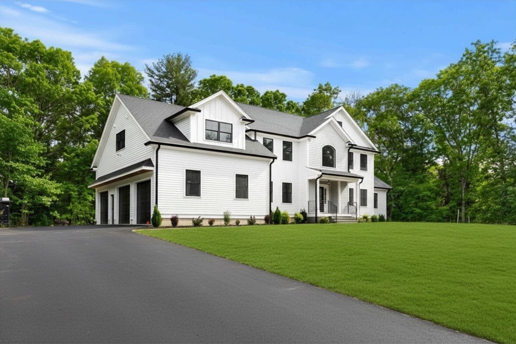 100 Marblehead St