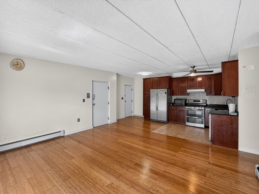 20 Skyline Dr #11, Braintree, MA Photo #6