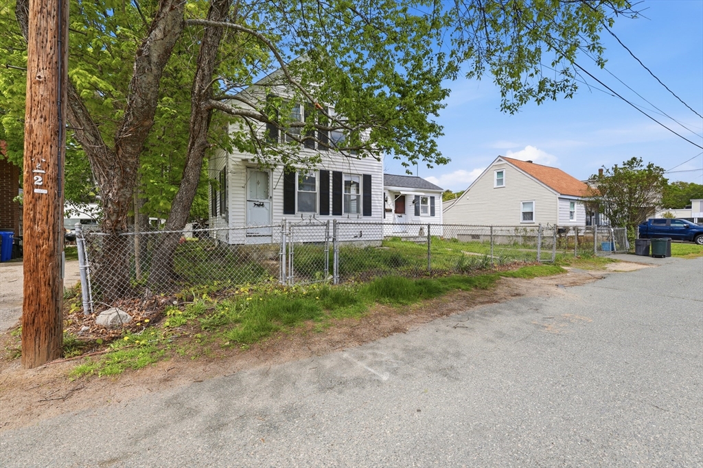 19 Voses Ct, Stoughton, MA, 19 Voses Ct, Stoughton, MA Photo #3