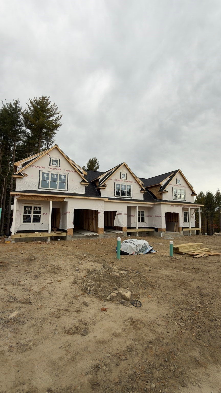 73 Pine Tree Road 73