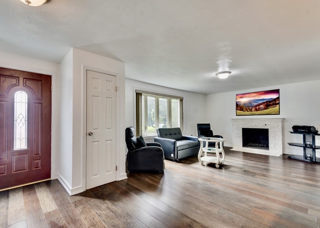 87 Clare Ave