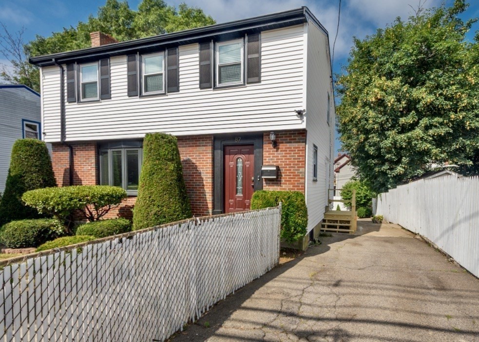 87 Clare Ave