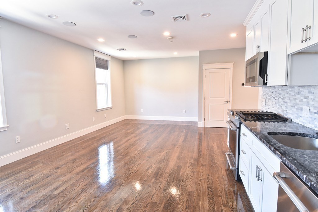 57 L St 2