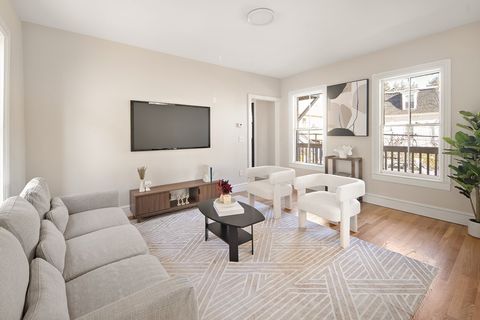 15 Varney Lowell MA 01854