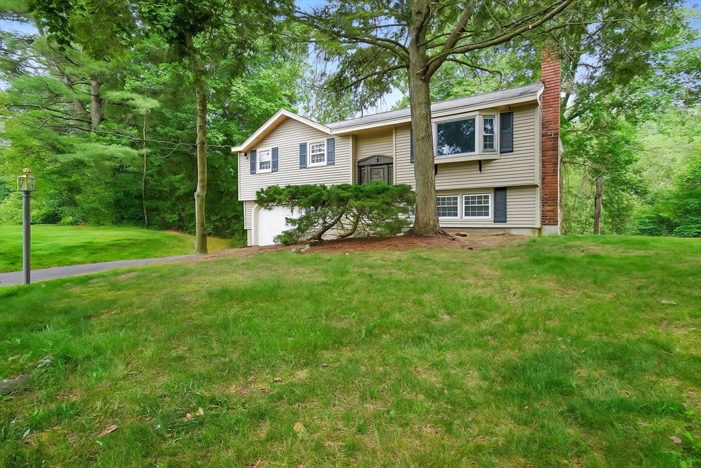 9 Carriage Road