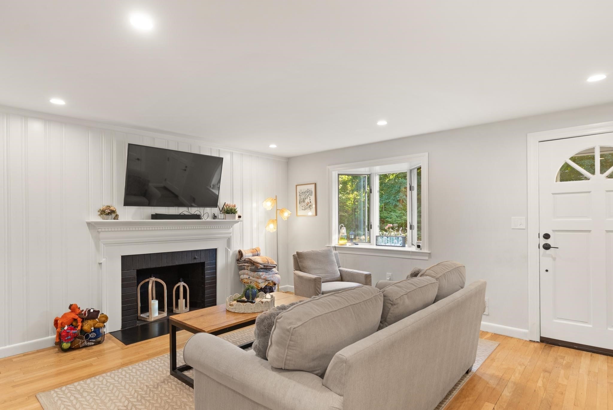 17 Cogswell Ave