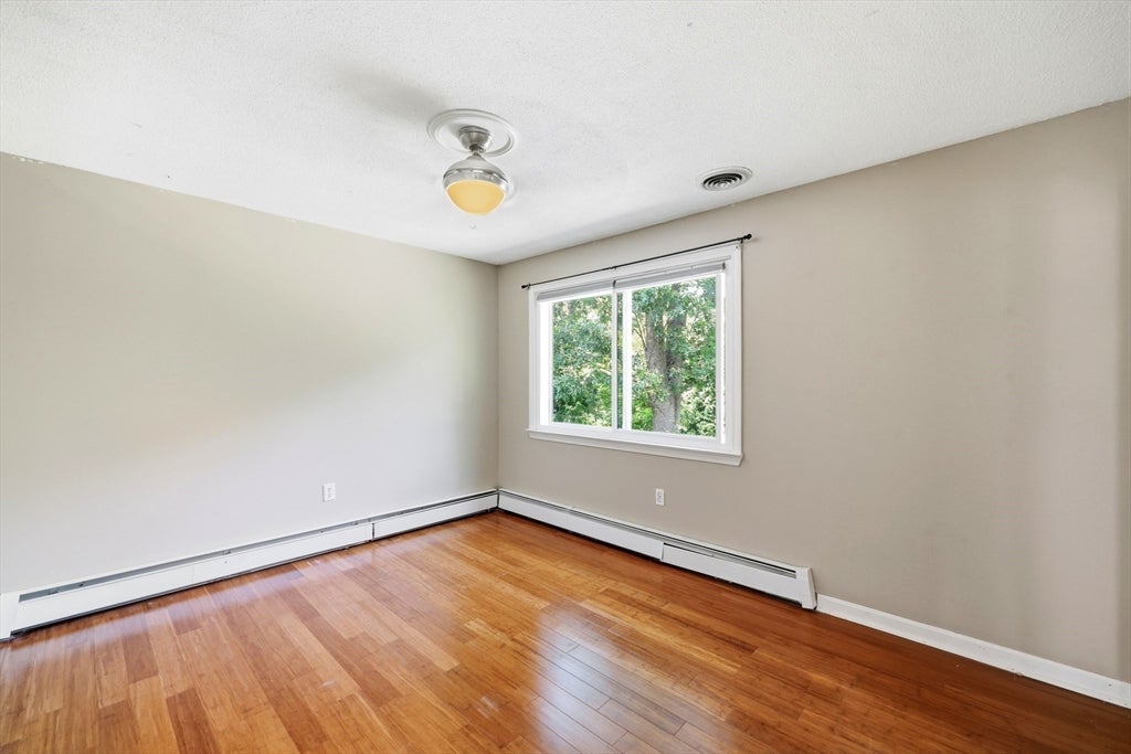 78 Branch St, Longmeadow, MA, 78 Branch St, Longmeadow, MA Photo #19