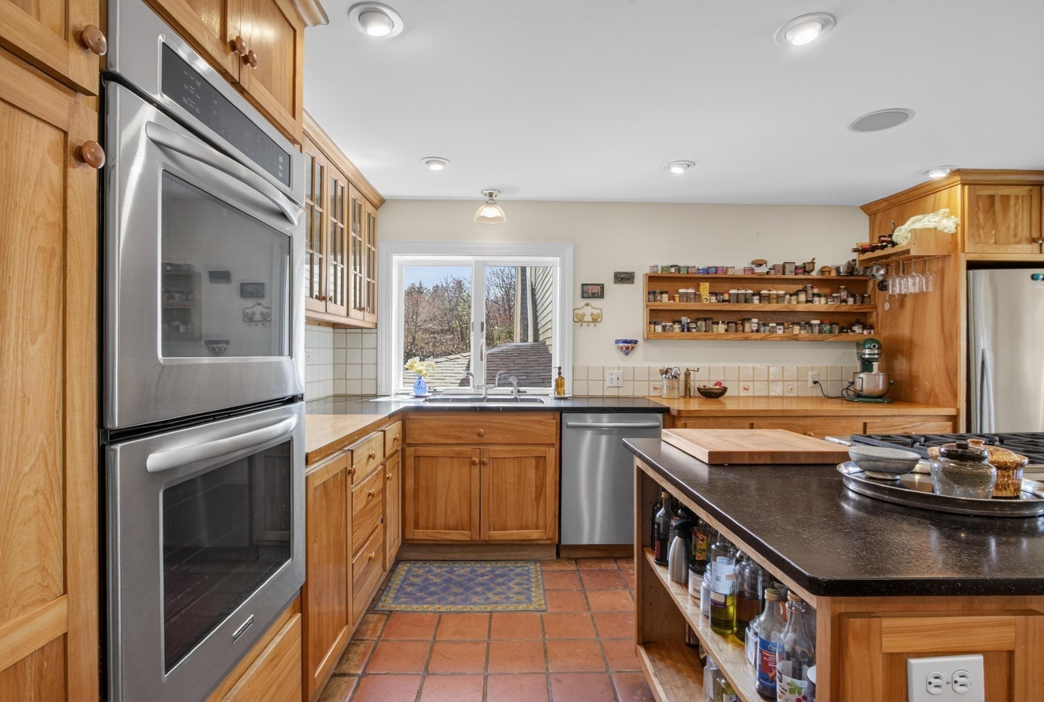 225 Lowell St