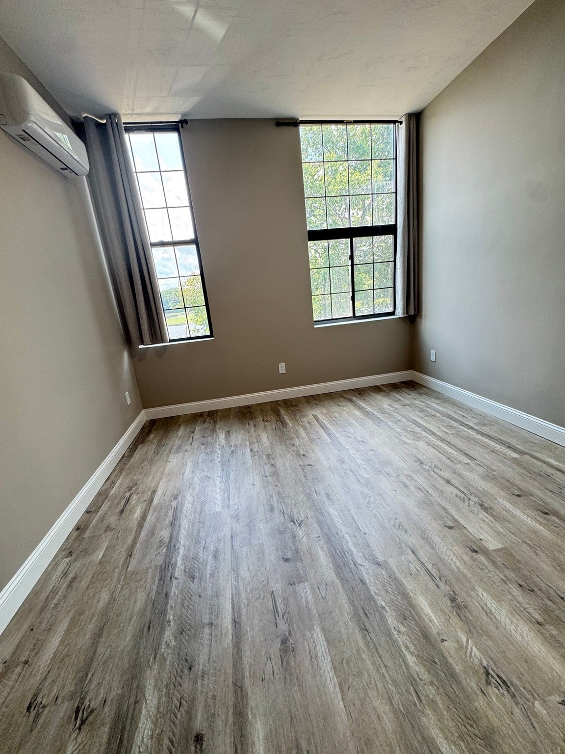 70 Webster Steet #202, Worcester, MA Photo #3