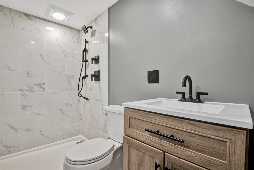 43 1/2 6th Avenue, Haverhill, MA, 43 1/2 6th Avenue, Haverhill, MA Photo #17