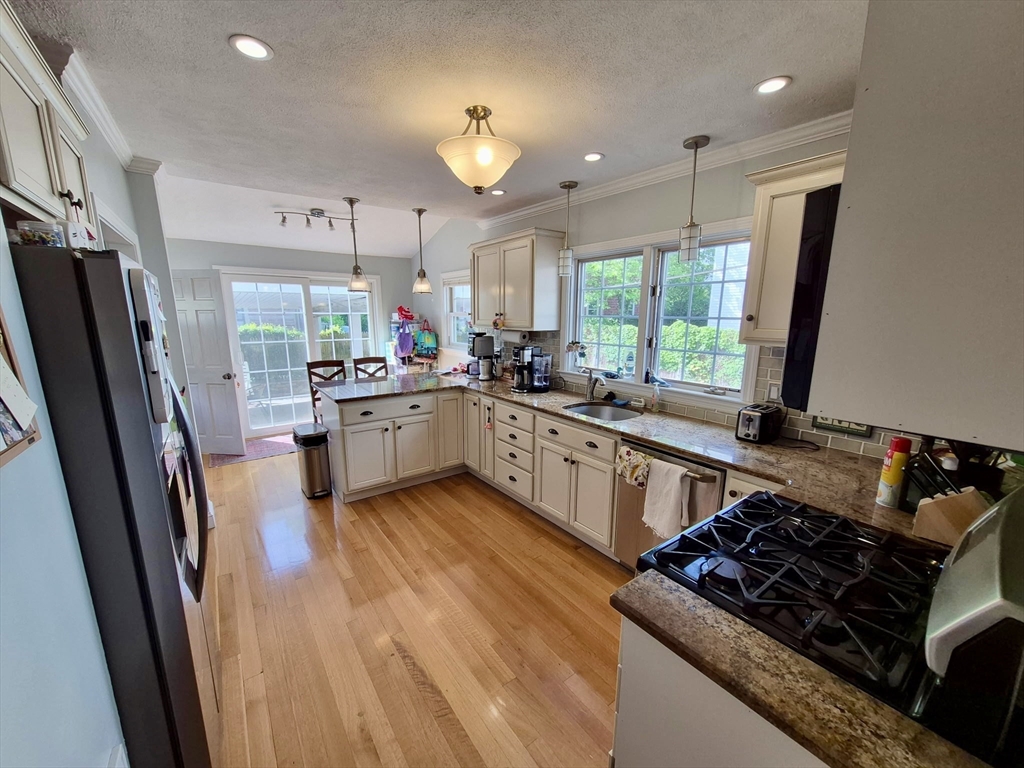 46 Linden Ave