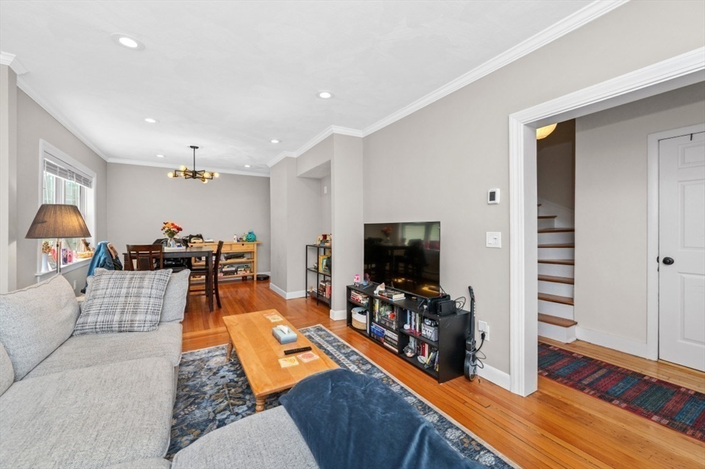 46 Linden Ave