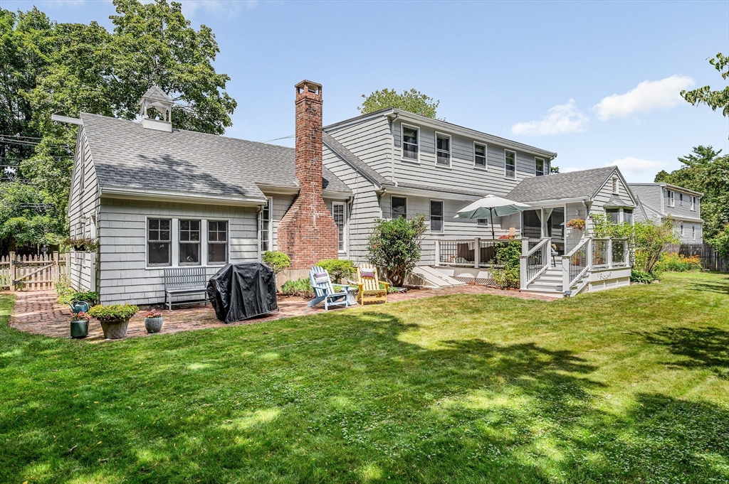 683 Bay Rd
