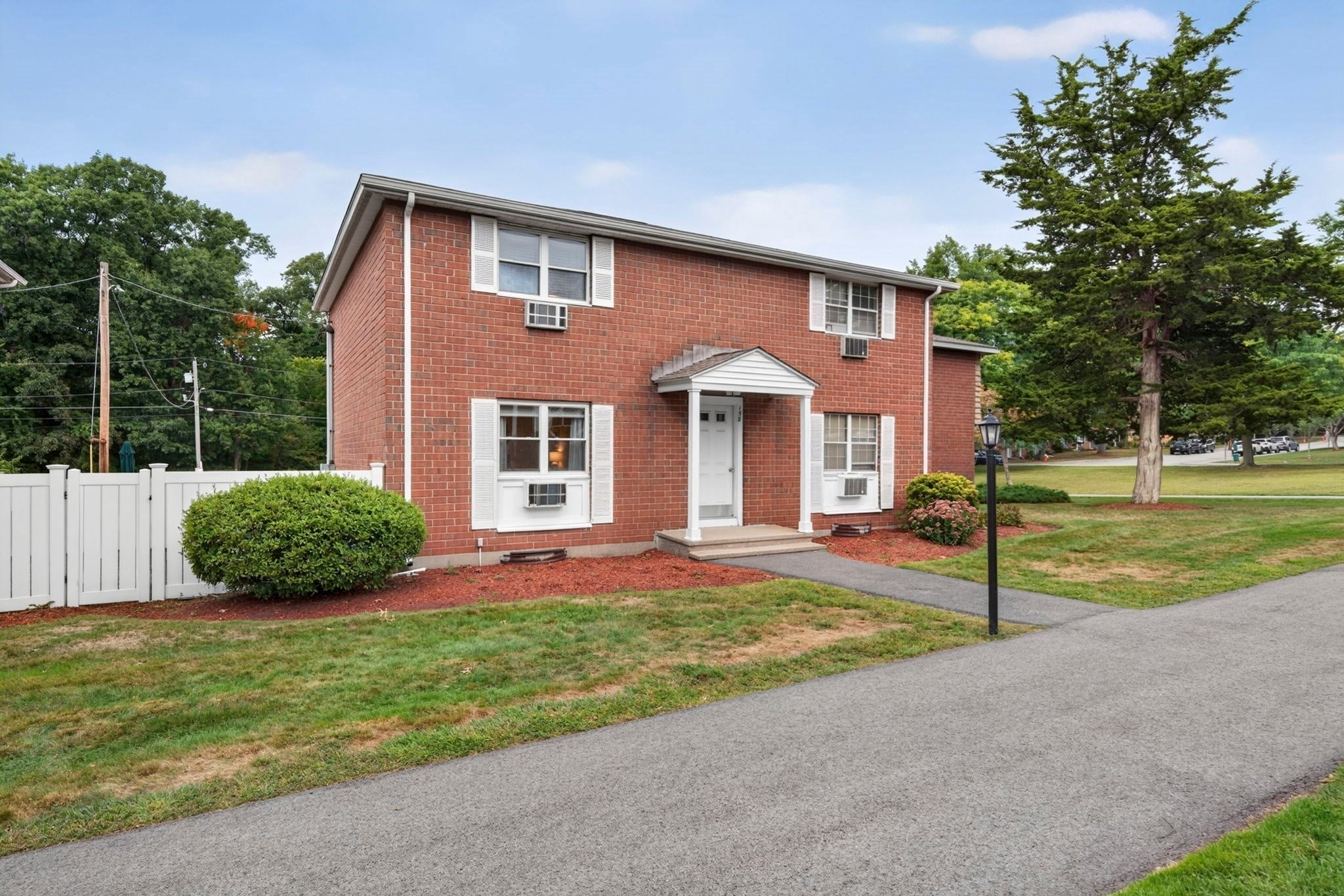 156 Kingston St #156, North Andover, MA Photo #2