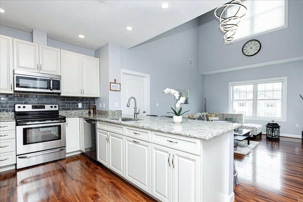 360 Andover 2304