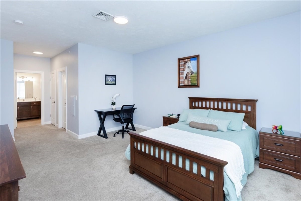 360 Andover 2304