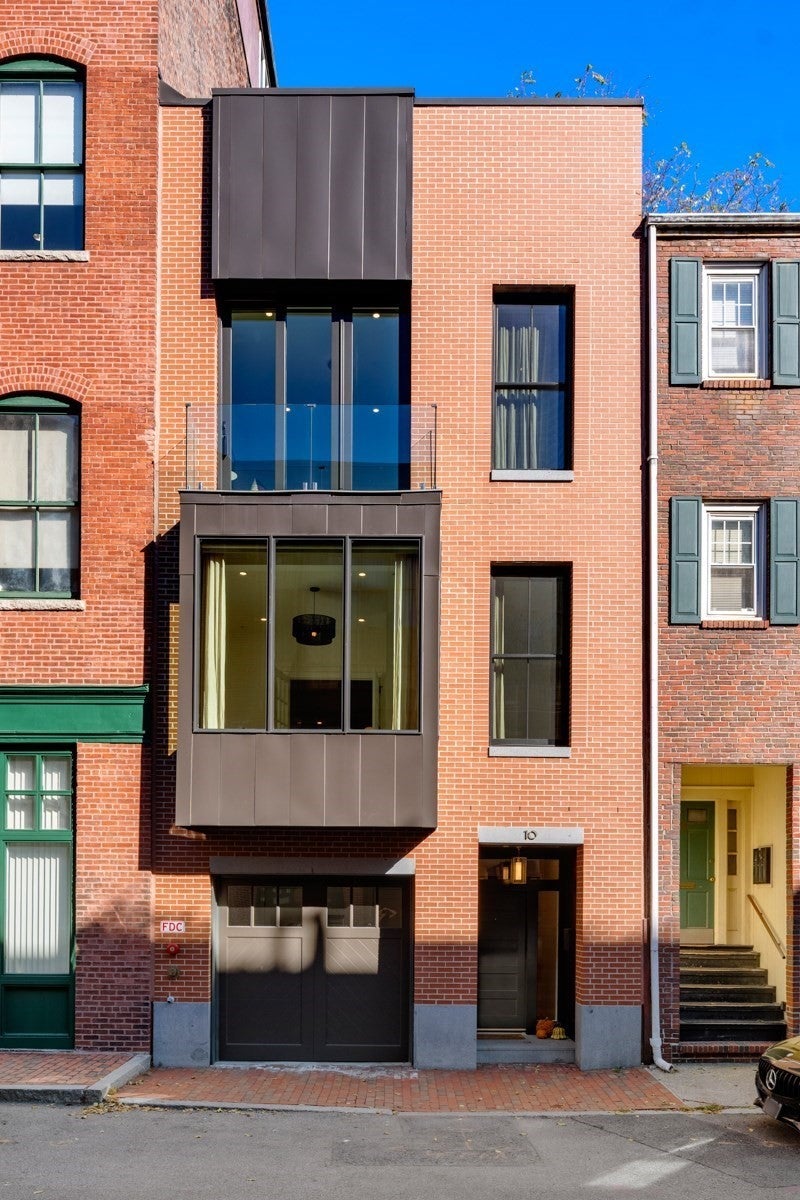 Photo of 10 Edgerly Place, Boston, MA