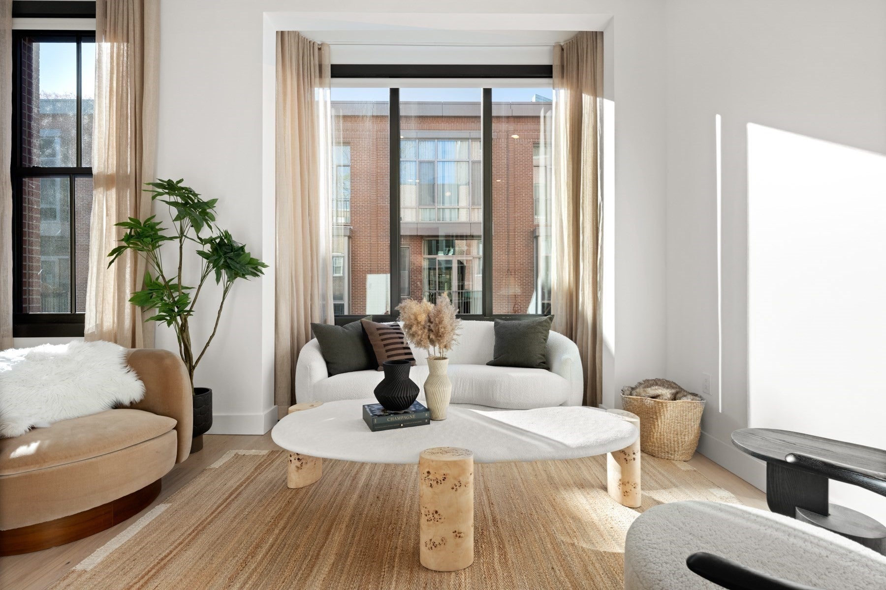 10 Edgerly Place, Boston, MA Photo #19