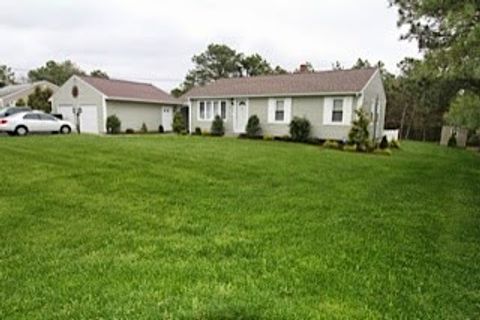 223 Charge Pond Rd Wareham MA 02571