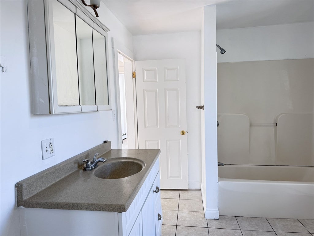 97 Sylvan St #7, Danvers, MA, 97 Sylvan St #7, Danvers, MA Photo #6