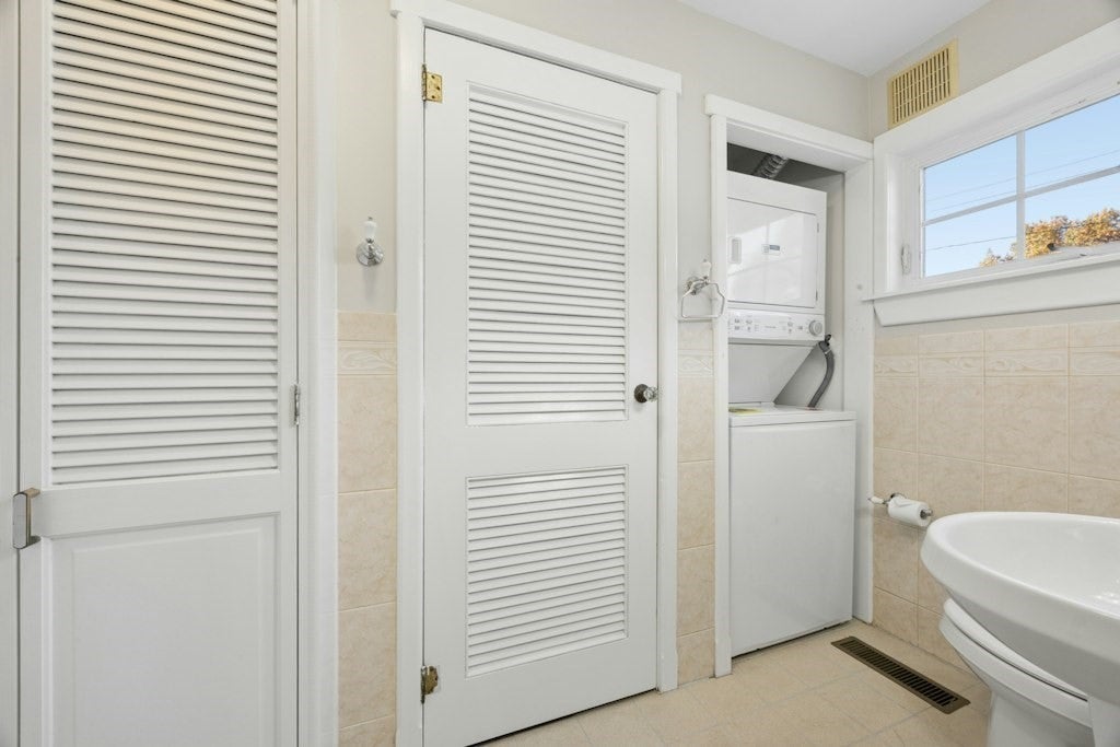 67 Crestwood Drive, Northborough, MA Photo #20
