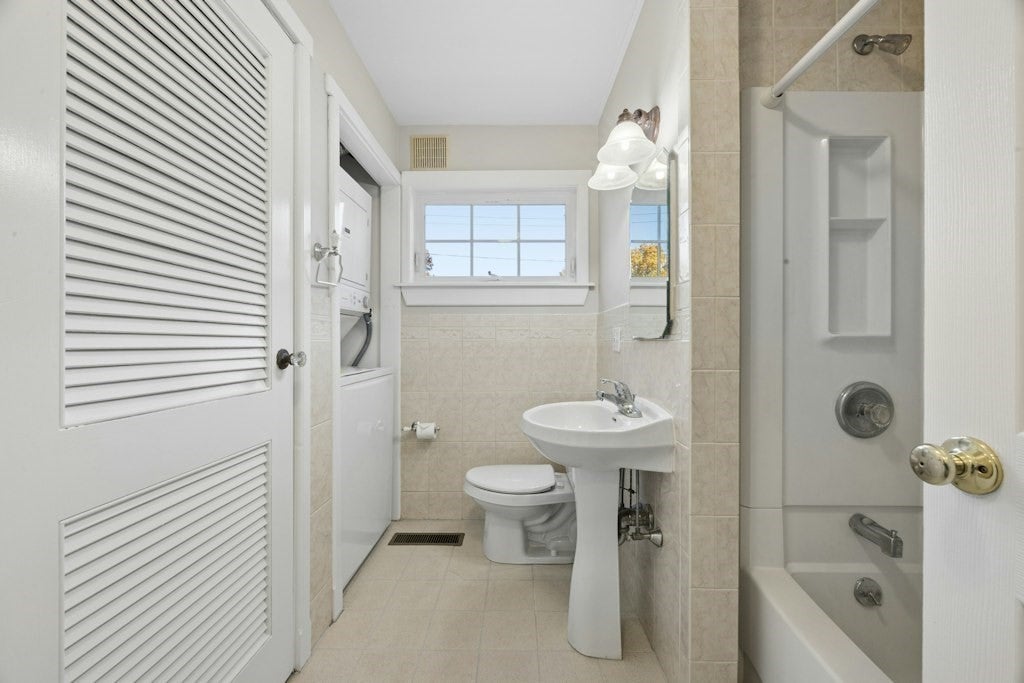 67 Crestwood Drive, Northborough, MA Photo #19