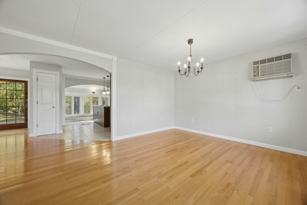 67 Crestwood Drive, Northborough, MA Photo #6