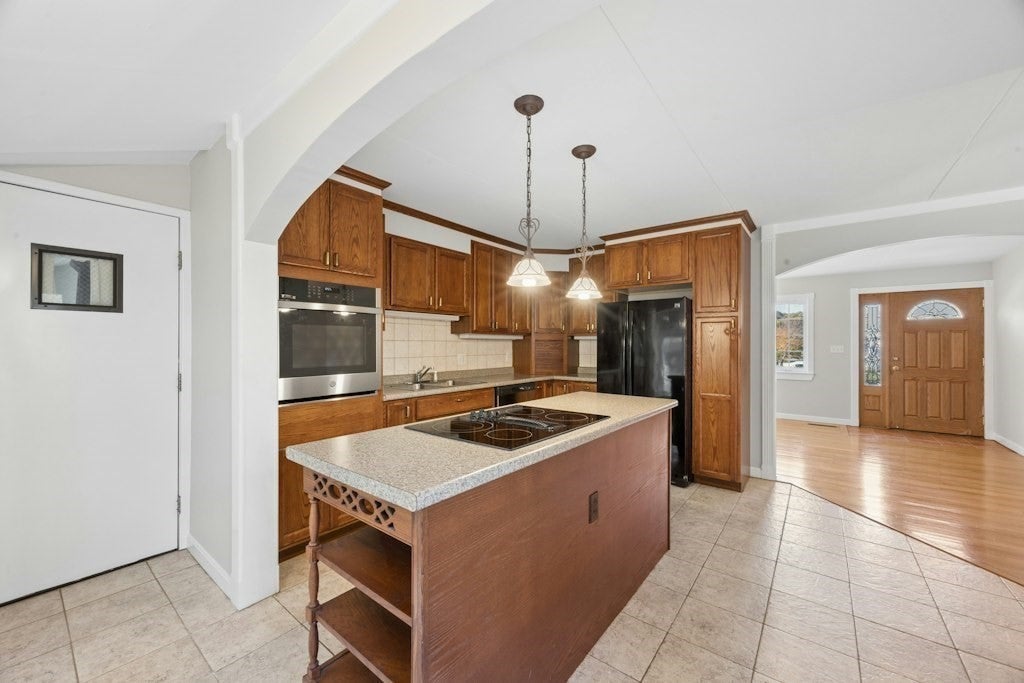 67 Crestwood Drive, Northborough, MA Photo #14