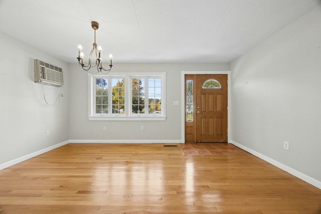 67 Crestwood Drive, Northborough, MA Photo #3