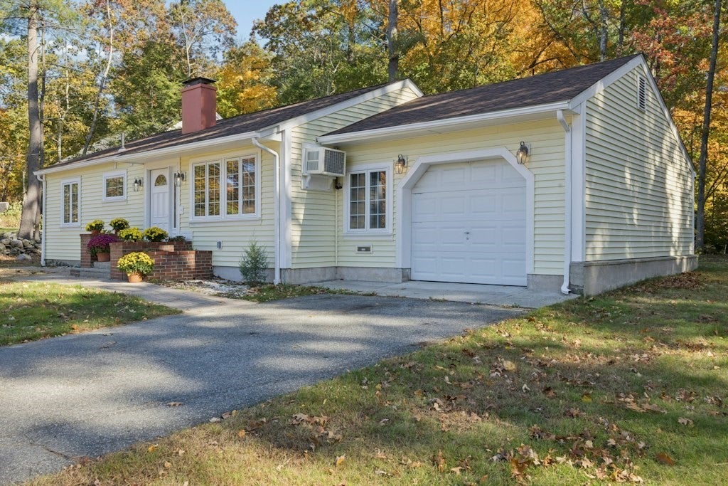 67 Crestwood Drive, Northborough, MA Photo #1