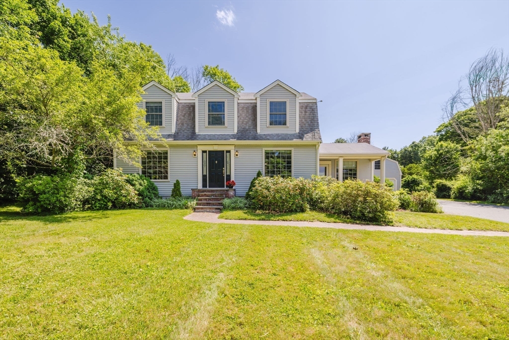 23 Poquanticut Ave.
