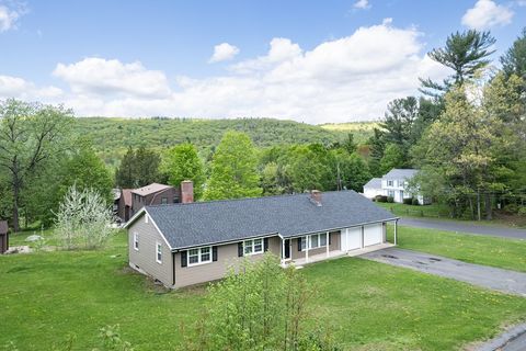 3 Bayberry Ln Westfield MA 01085