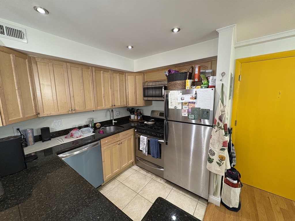 57 Broadlawn Park 2A