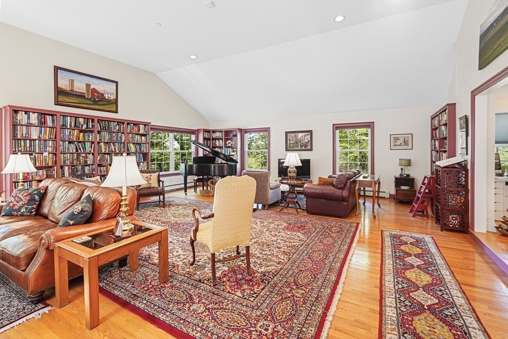 27 Johnson Rd