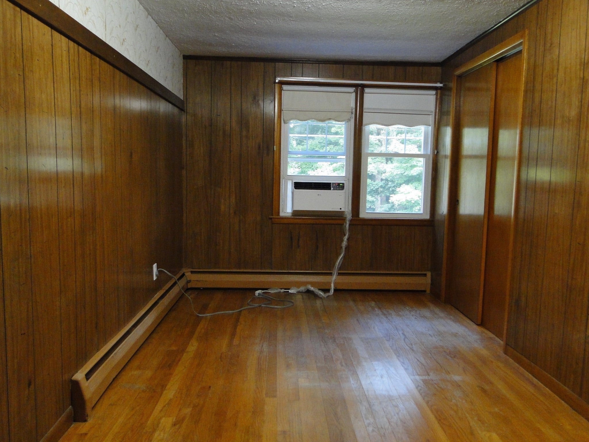 128 Sutton Road, Webster, MA, 128 Sutton Road, Webster, MA Photo #11
