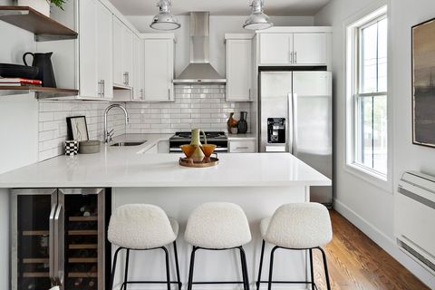 9 Cedar Street 1 Boston MA 02119