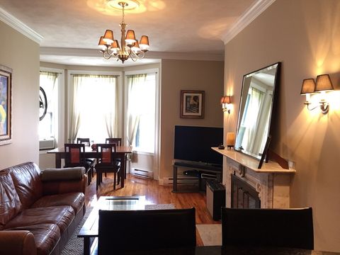 Photo of 185 Beacon Street #4F, Boston, MA 02116 (MLS # 73442224)
