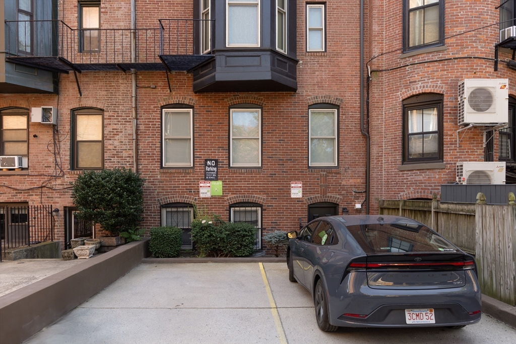 523 Columbus Avenue