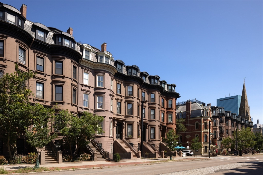 523 Columbus Avenue