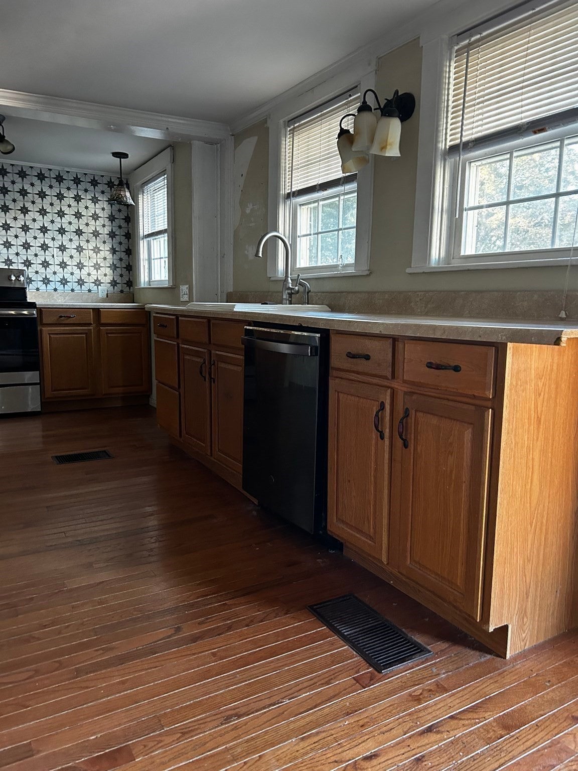 201 Union Street, Gardner, MA Photo #11