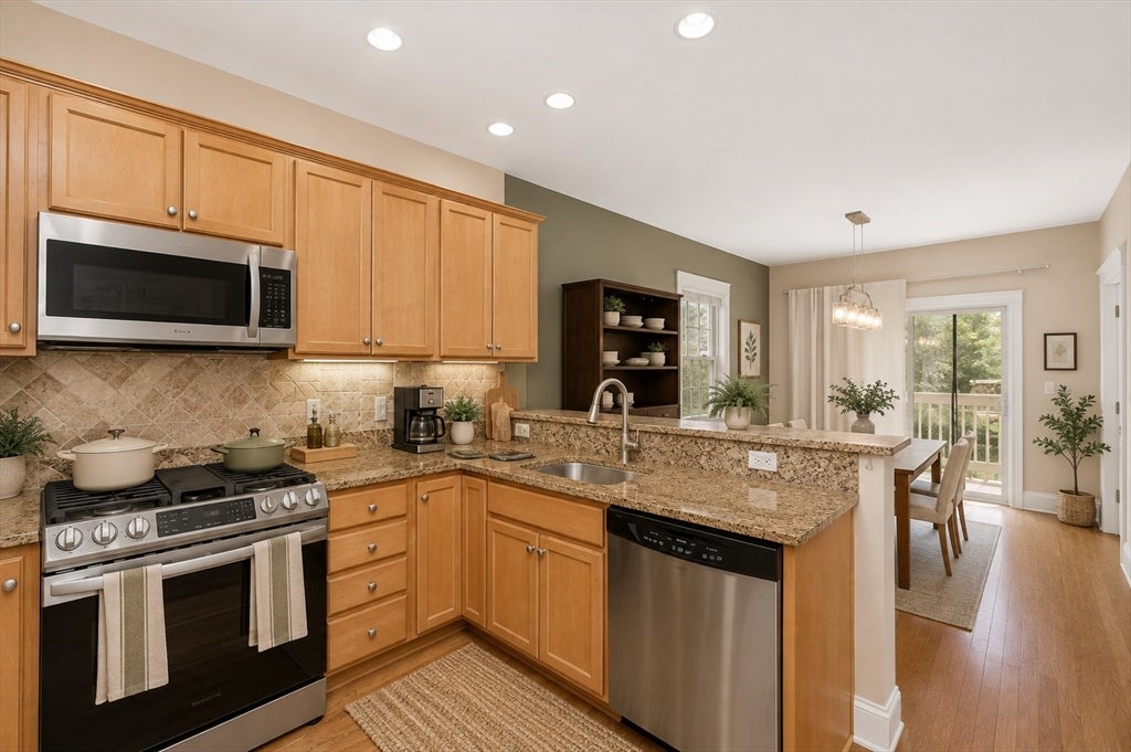 326 Centre St #3, Boston, MA, 326 Centre St #3, Boston, MA Photo #2