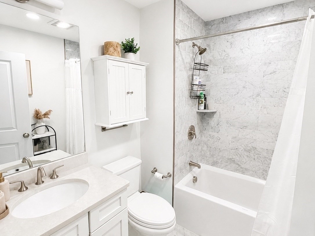 728 East Broadway 301