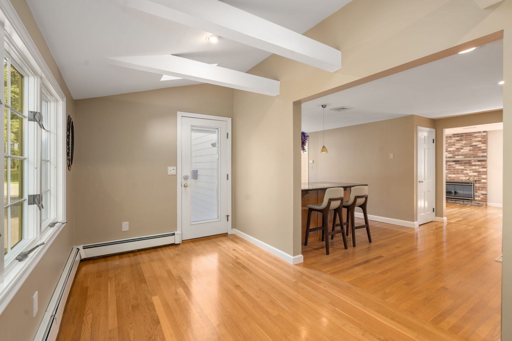 7 Cape Cod Ln, Canton, MA Photo #6